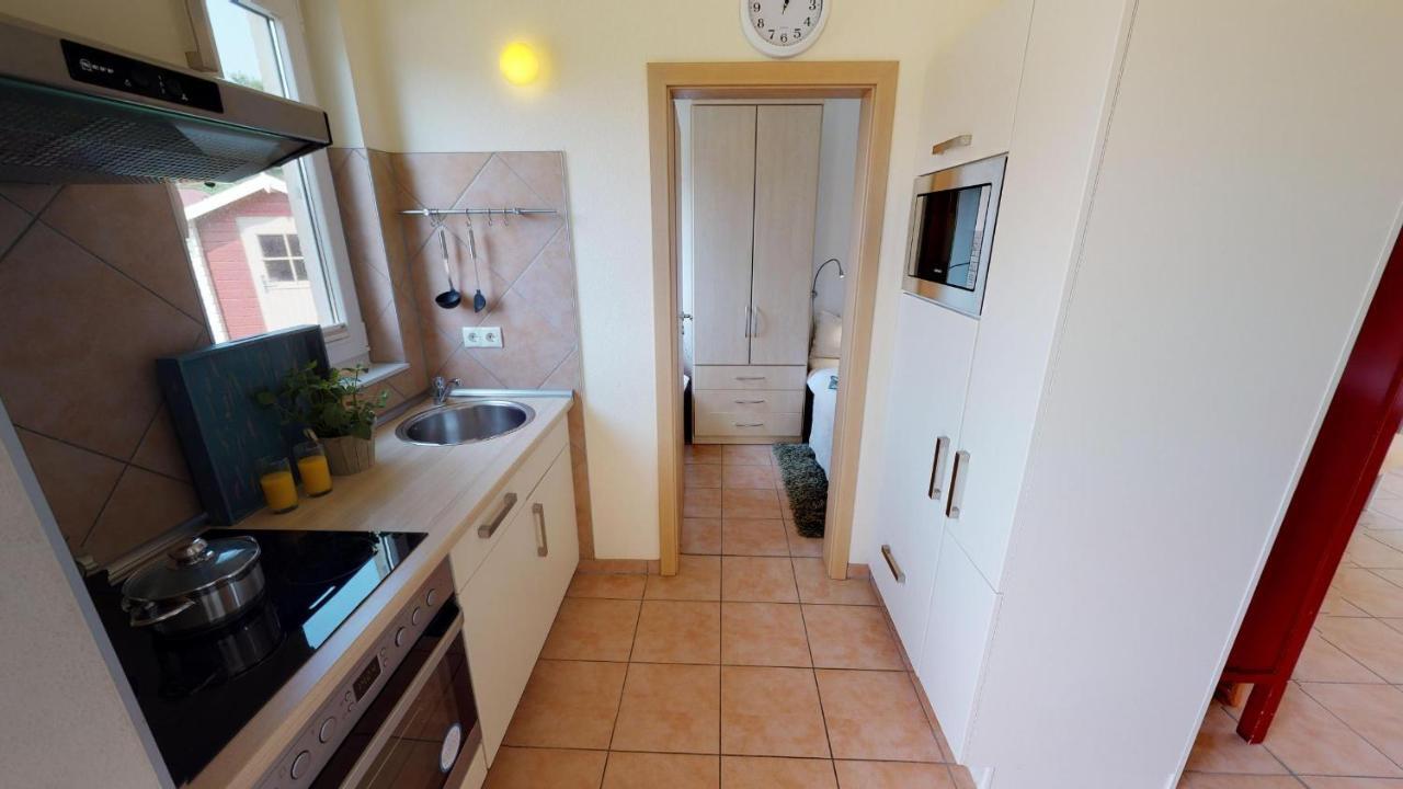 Feriendorf Suedstrand Haus 01 Пелцерхакен Екстериор снимка